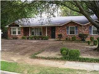 3157 Woodfern Dr.