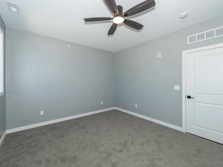 5395 Plymouth Rd — Photo 22