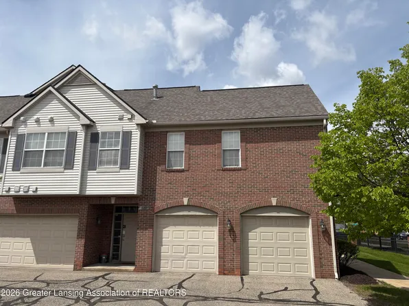 649 Worthington Dr, Lansing, MI 48906