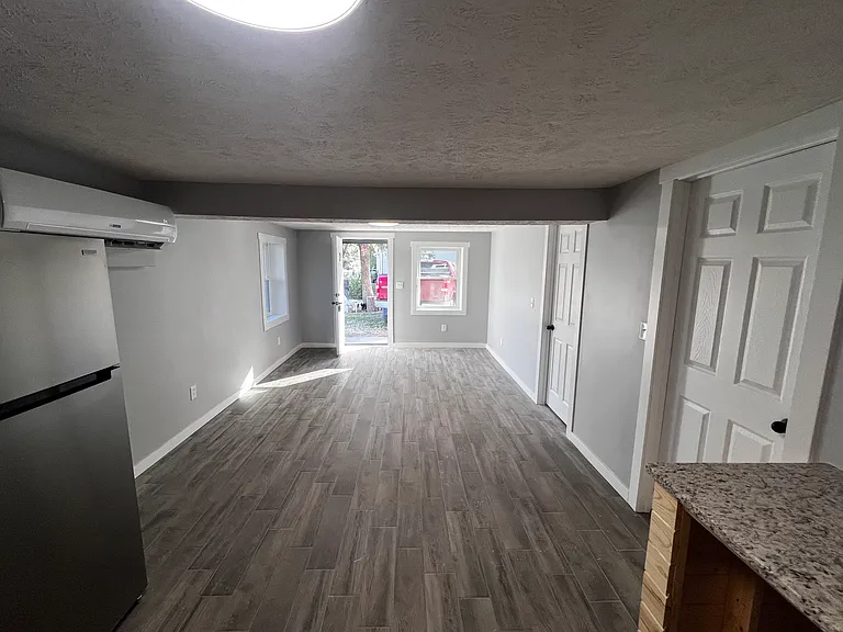 720 Lincoln Ave #2 — Photo 5