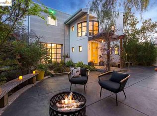 717 Caldwell Rd, Oakland, CA 94611