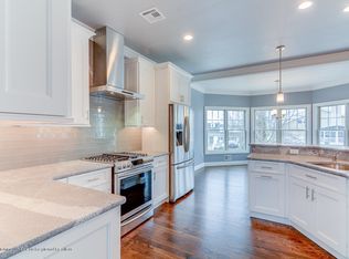 313 Silver Lagoon Dr, Toms River, NJ