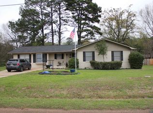 808 Morse Rd, Atlanta, TX 75551