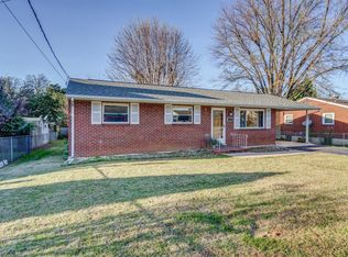 15 Frances Dr NW, Roanoke, VA 24017