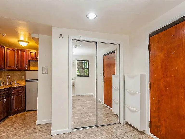 513 Monroe St #2 — Photo 6