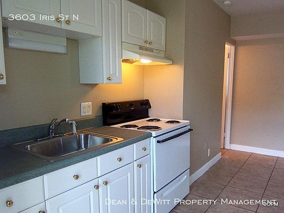 4th image of 3603 Iris St N