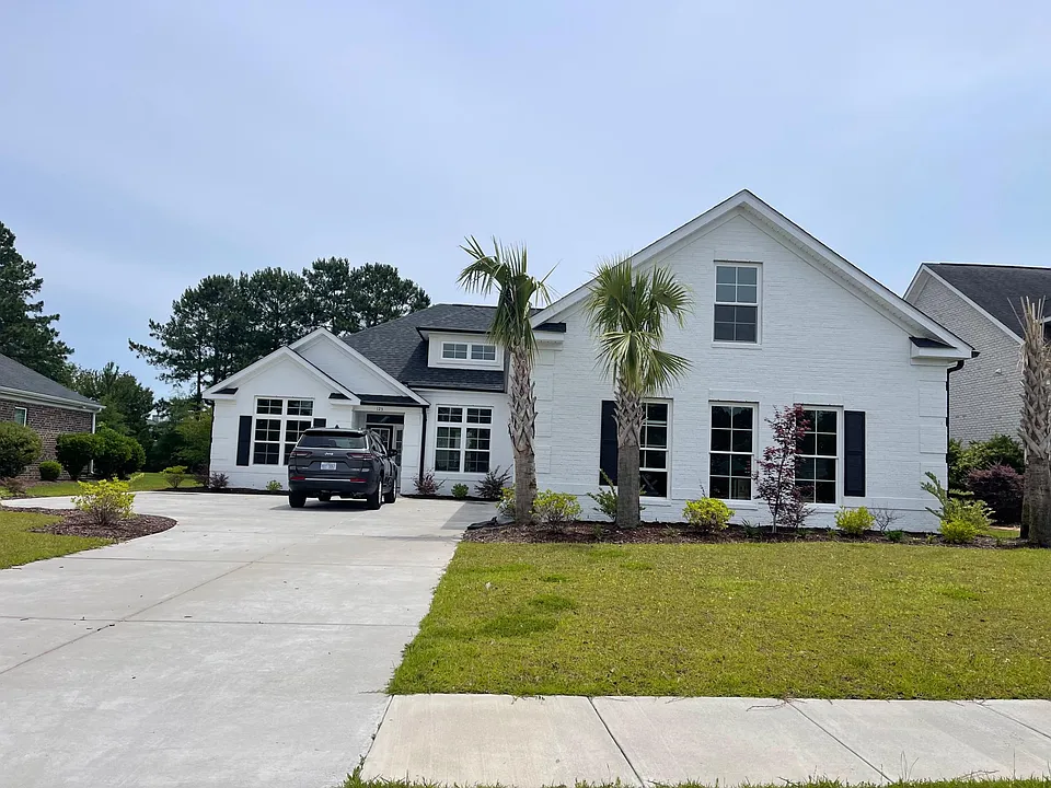 123 E Covington Dr