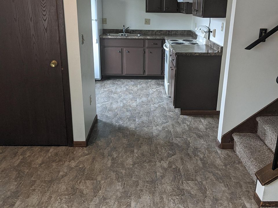 1st image of 3000 Youngdale Ave #F