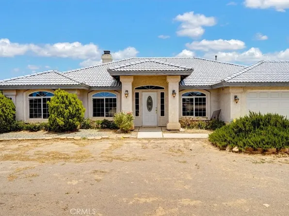 8755 Anaconda Ave, Oak Hills, CA 92344