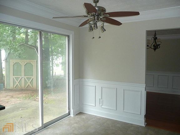 2nd image of 2955 Hidden Dr
