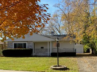 200 E Dennis Rd, Wheeling, IL 60090