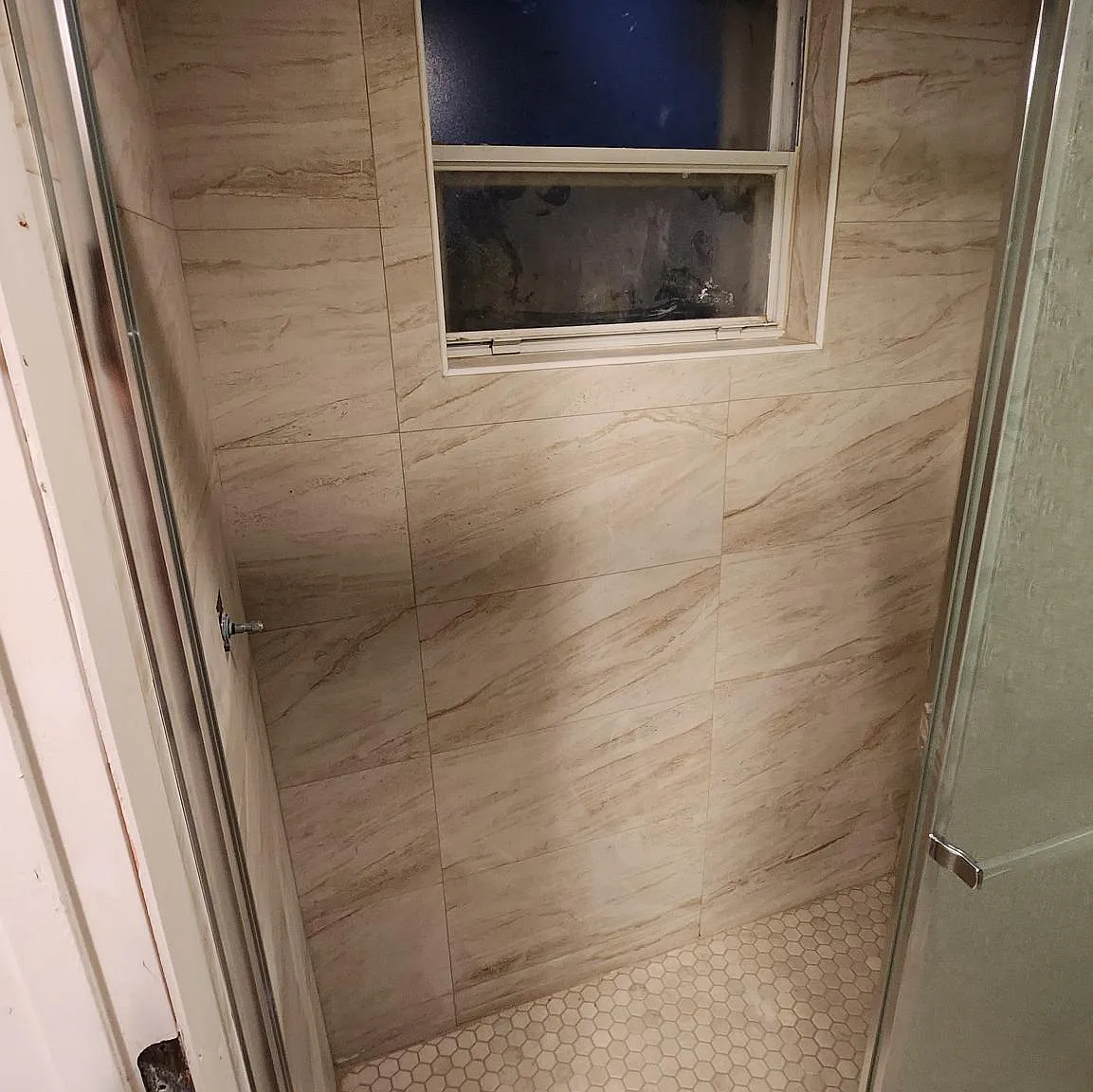 2 bed, 886 sqft, $1,700 — Photo 4