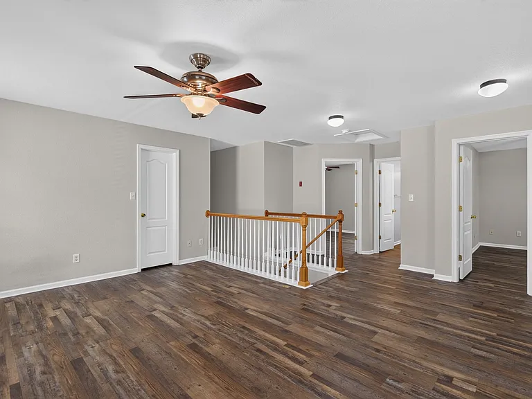 840 Willberry Dr — Photo 26