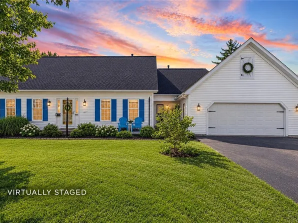 29 Forest Glen Dr, Rochester, NY 14612