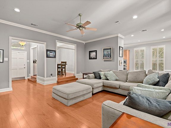5th image of 304 N Carolina St