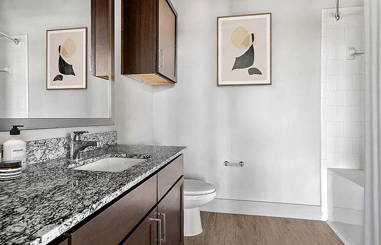 Everly Apartments — Photo 10