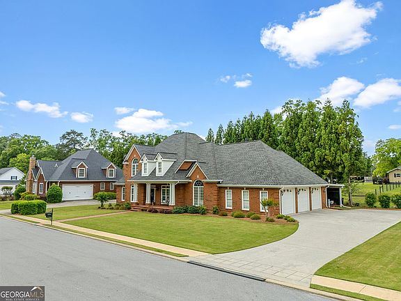 4th image of 5 Haley Dr SE