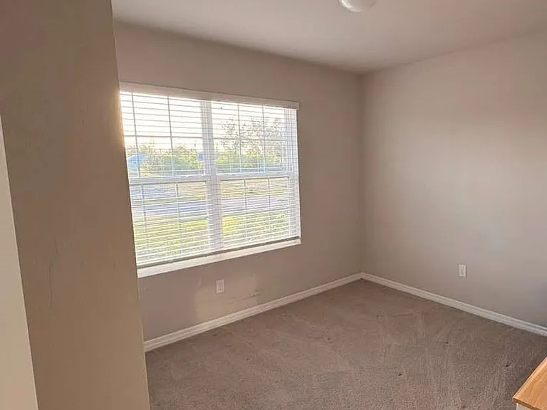 1129 NW 20th Ave — Photo 16