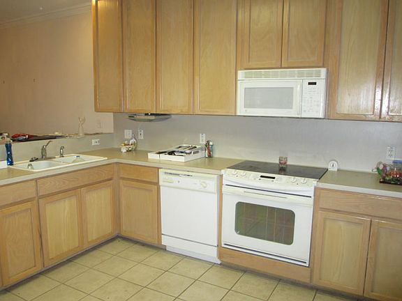 4th image of 6653 Downing St Unit 7