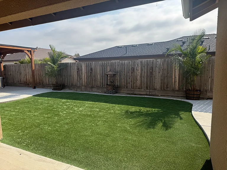 916 N Redondo St — Photo 3