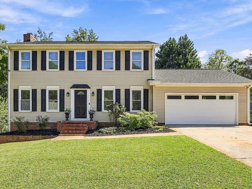 1st image of 708 Pineapple Pointe