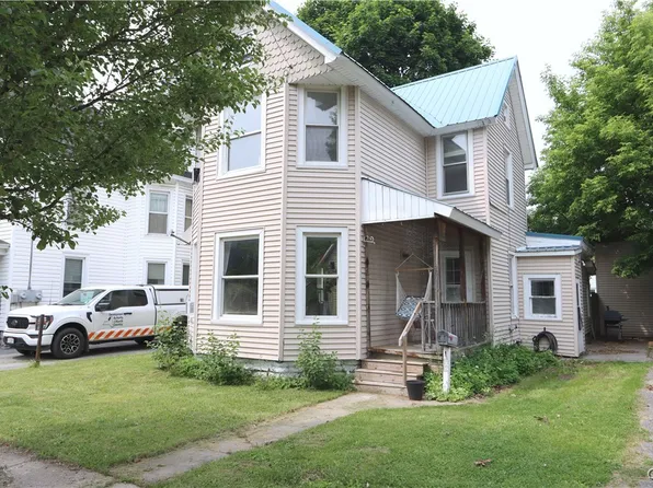 129 Saint Mary St, Watertown, NY 13601