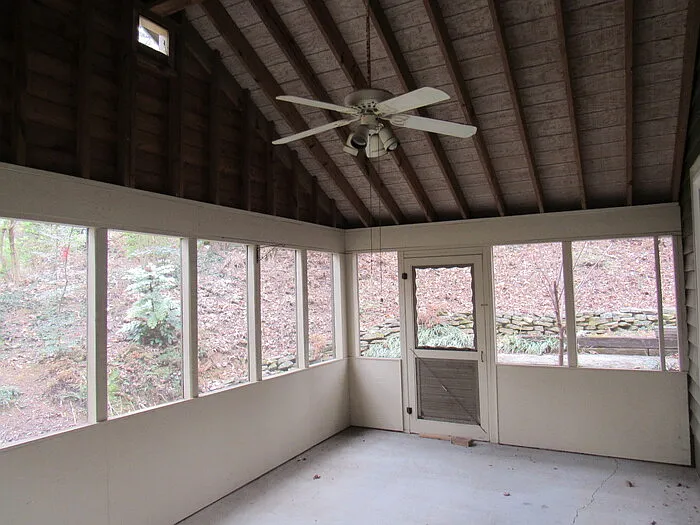 9325 George Williams Rd — Photo 5