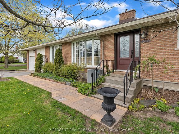 3rd image of 1055 Casey Rd