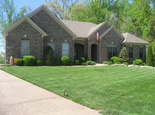 4910 Deer Meadow Ln, La Grange, KY 40031