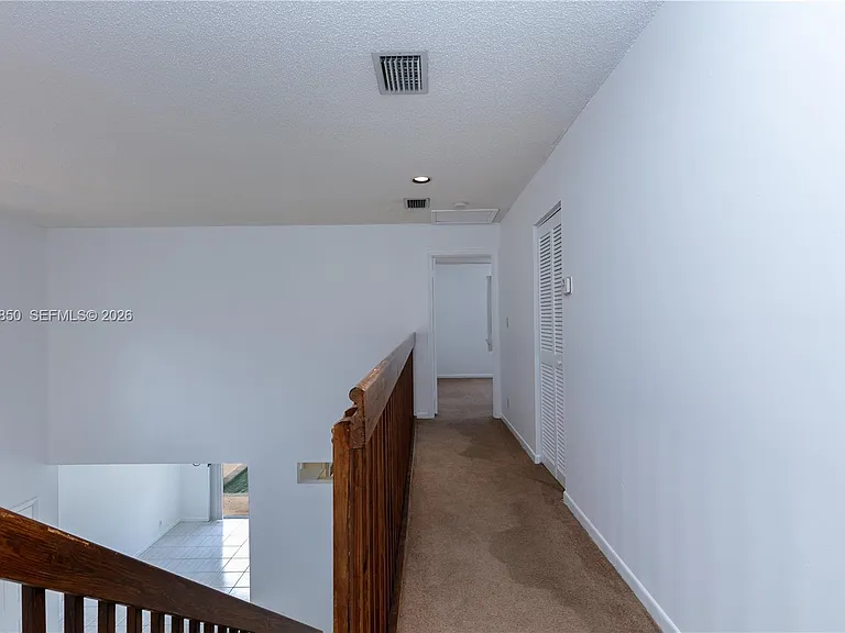 2592 W Saratoga Dr — Photo 9