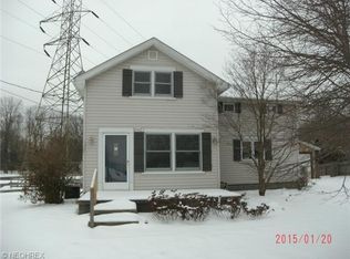 2270 Pickle Rd, Akron, OH 44312