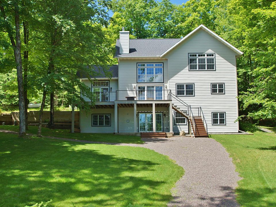 1st image of 47660 N Diamond Lake Dr
