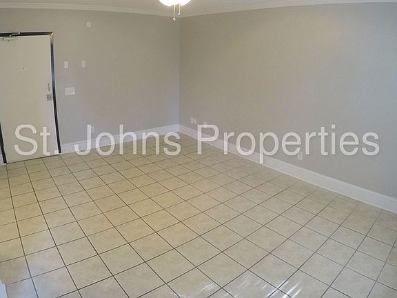 3rd image of 139 Cottage Ave APT 12