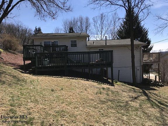 3rd image of 229 Seneca Dr