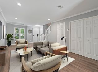 7914 Shadow Oak Dr, Charleston, SC 29406