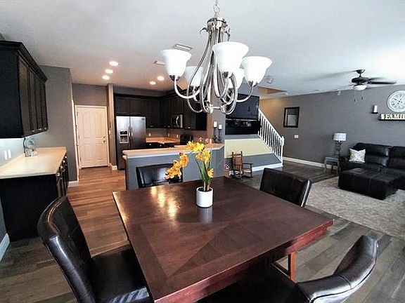 4th image of 9113 Lantern Oak Way