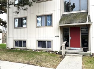 1683 Riverside Dr APT 3, Rochester Hills, MI 48309