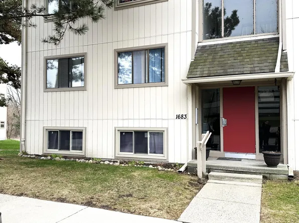 1683 Riverside Dr APT 3, Rochester Hills, MI 48309