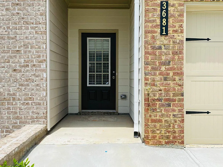 3681 Prospect Point Dr — Photo 2