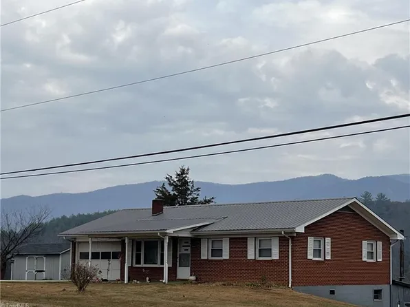 8530 W Pine St, Lowgap, NC 27024