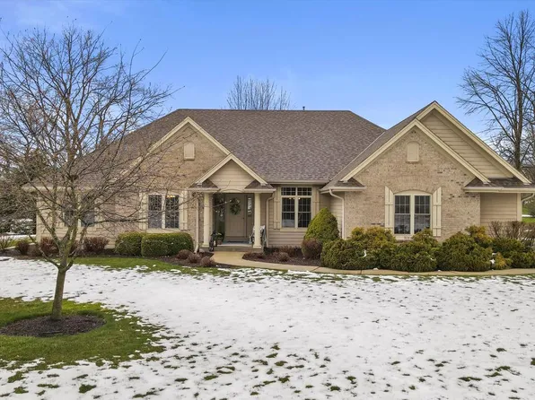 S78W22700 Sunset Glen DRIVE, Big Bend, WI 53103