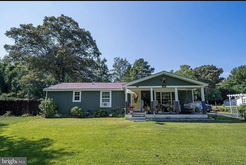 17811 Check Rd - Property Image