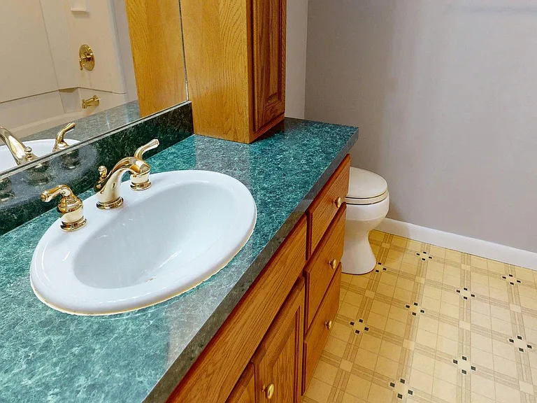 3280 E Oakwood Ave — Photo 29