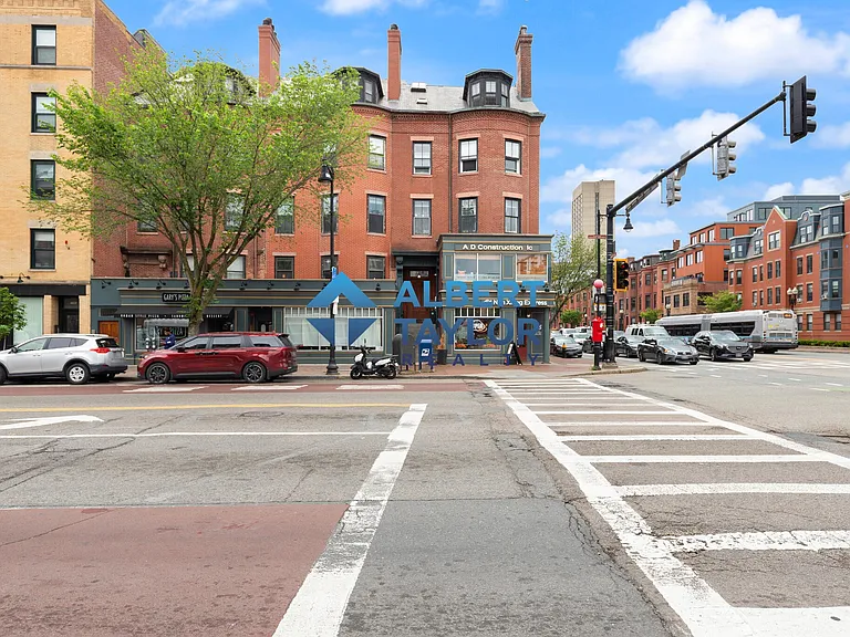 1750 Washington St #10 — Photo 14