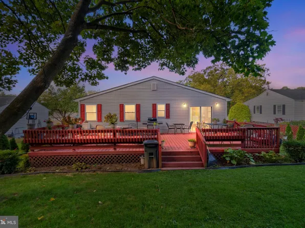 8415 Woodward St, Savage, MD 20763