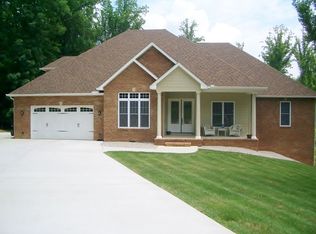 48 Stonehaven Ct, Scott Depot, WV 25560