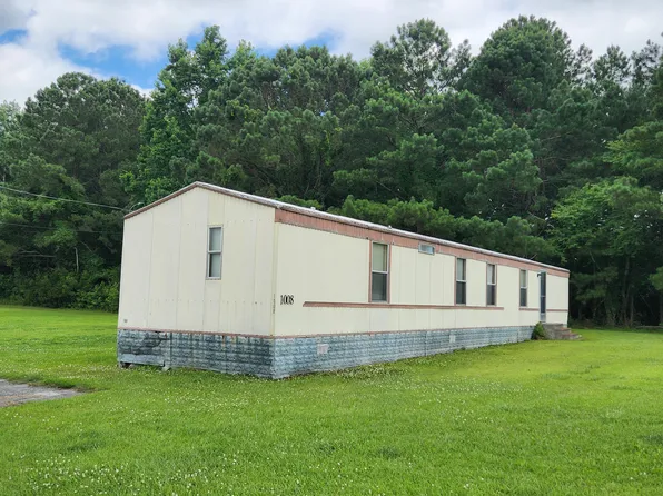 1008 Aaron Ln, Jacksonville, NC 28540