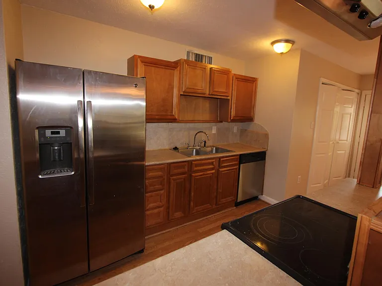 157 W Way Cir — Photo 4