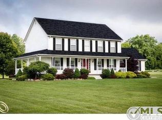 83 Addison Meadows Ct, Leonard, MI 48367