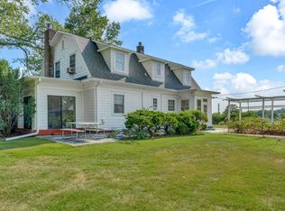240 SW Fairlawn Rd, Topeka, KS 66606